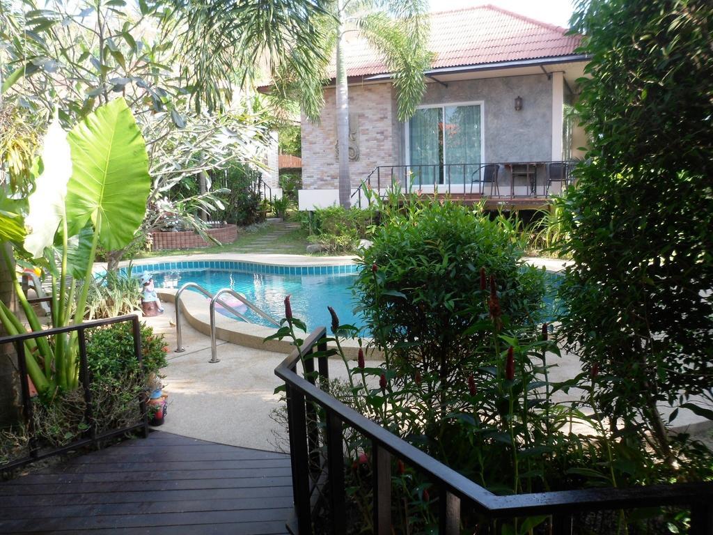 צ'אלונג Pennapa Chalet חדר תמונה